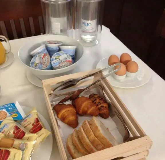 Отель Albergo San Michele