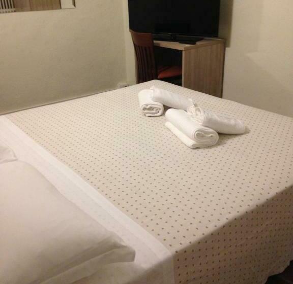 בית מלון כפרי Albergo San Michele