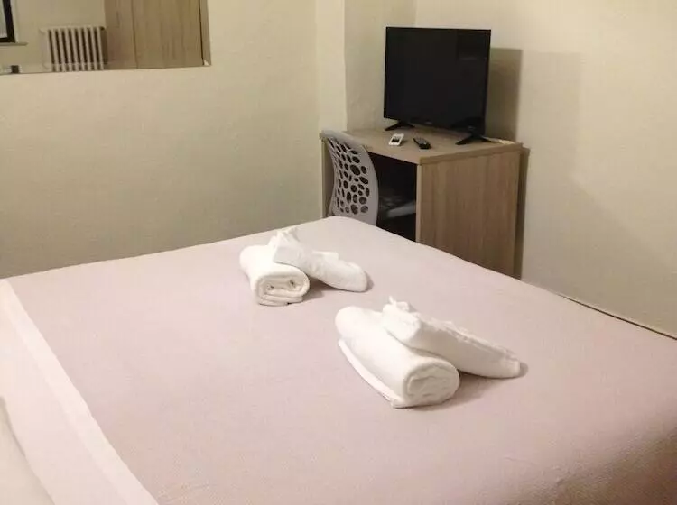 Отель Albergo San Michele