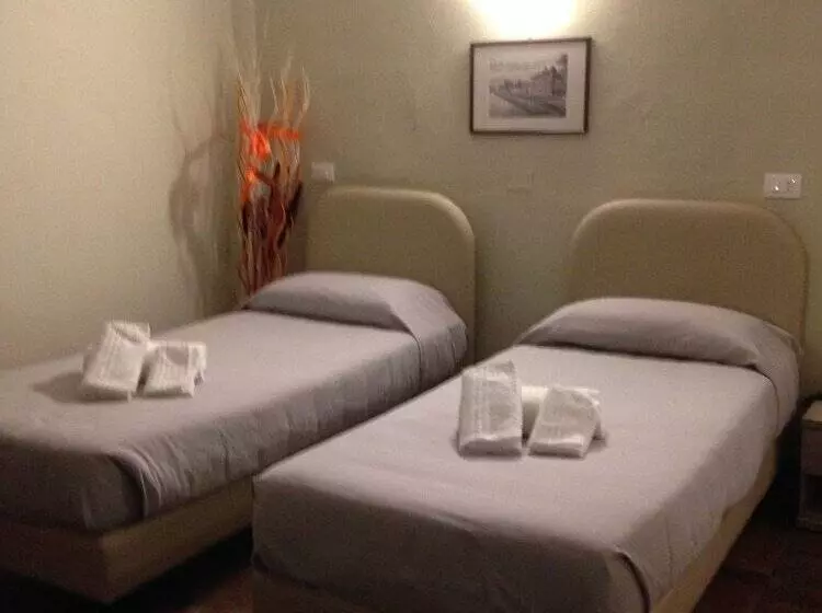 Отель Albergo San Michele