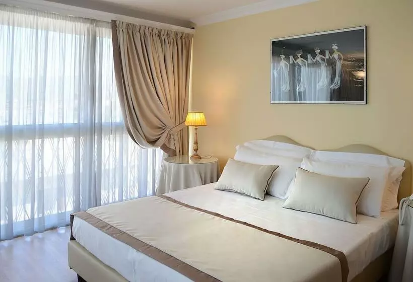 فندق Ambasciatori Palace