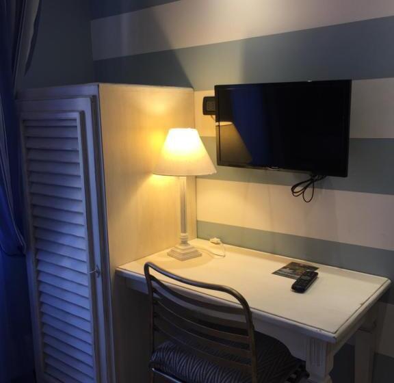 בית מלון כפרי Da ö Vittorio Srl