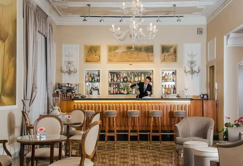 בית מלון כפרי Ercolini & Savi