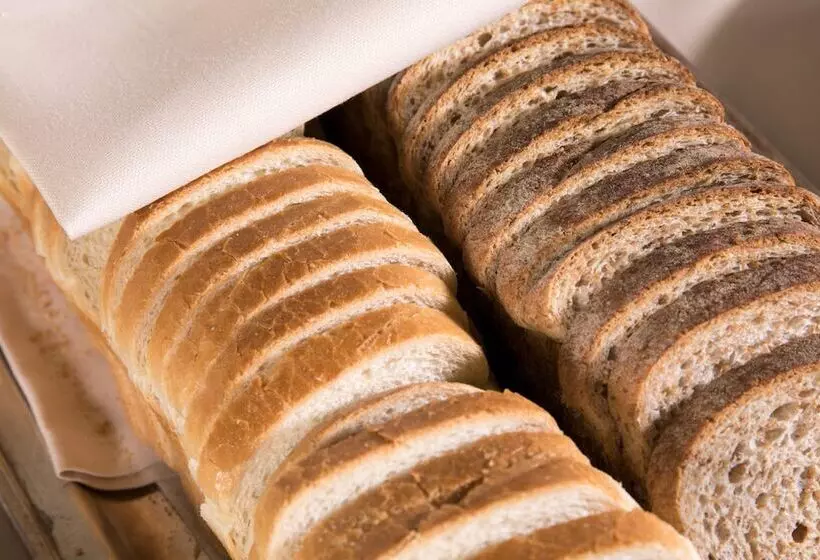 בית מלון כפרי Ercolini & Savi