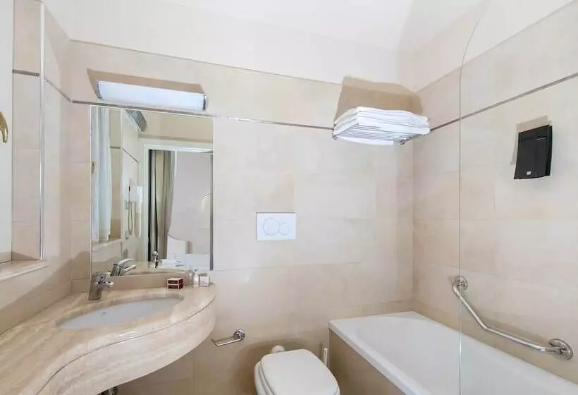 בית מלון כפרי Ercolini & Savi