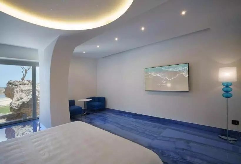 هتل Grotta Palazzese Beach