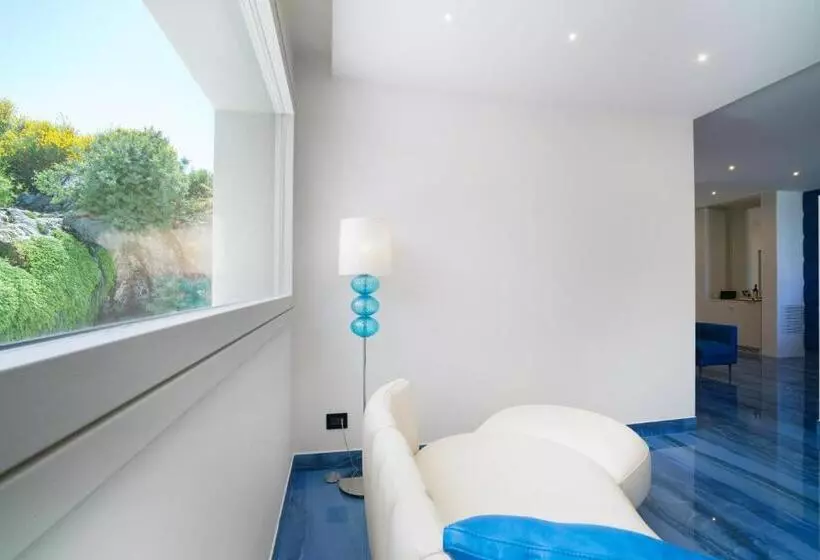 هتل Grotta Palazzese Beach