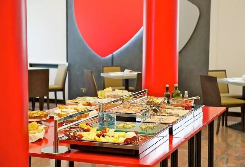 هتل Ibis Styles Parma Toscanini