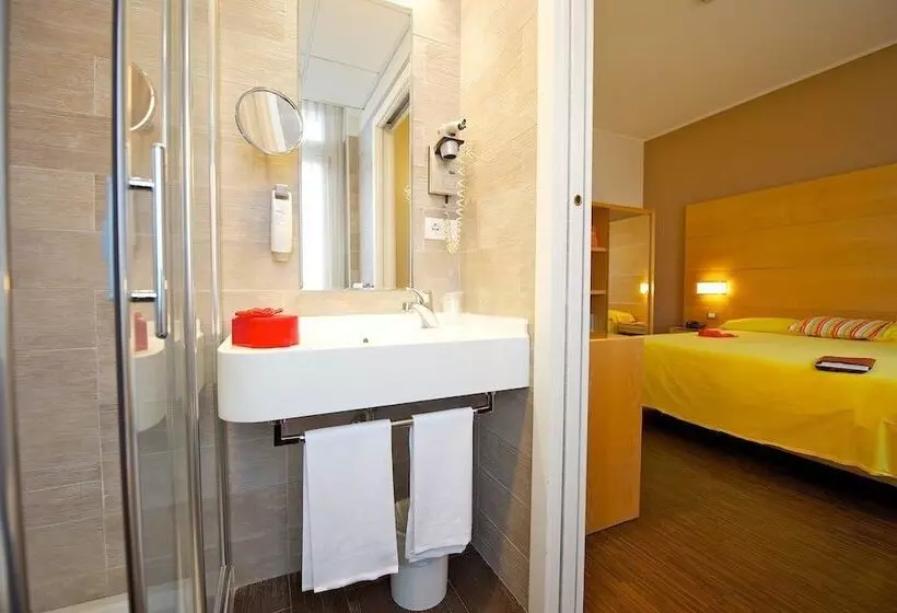 هتل Ibis Styles Parma Toscanini