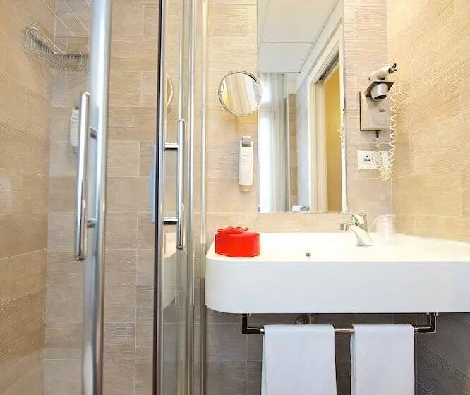 هتل Ibis Styles Parma Toscanini