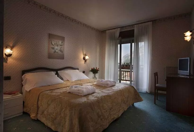 Отель Miralago Wellness Adults Only