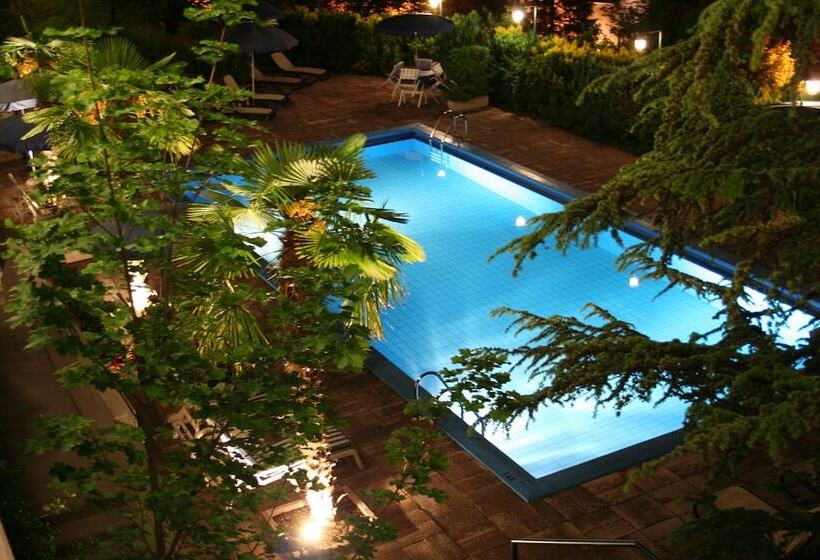 酒店 Miralago Wellness Adults Only