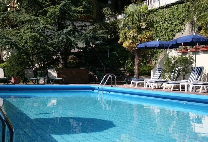 Отель Miralago Wellness Adults Only