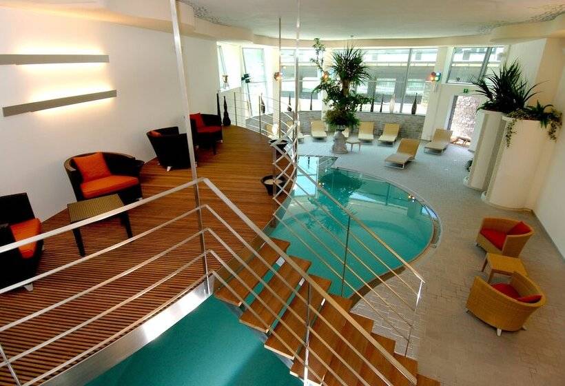 ホテル Monzoni   San Pellegrino