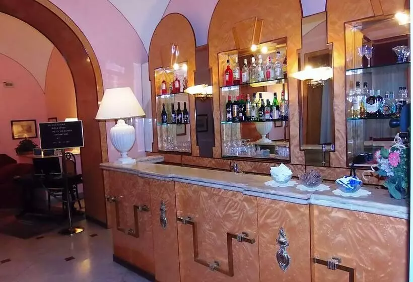 هتل Nuovo Rebecchino