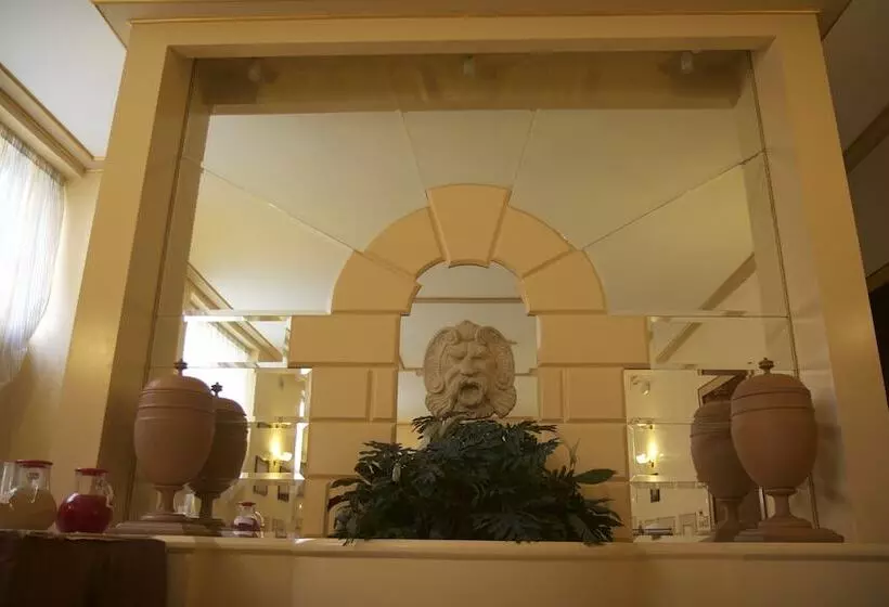 هتل Nuovo Rebecchino