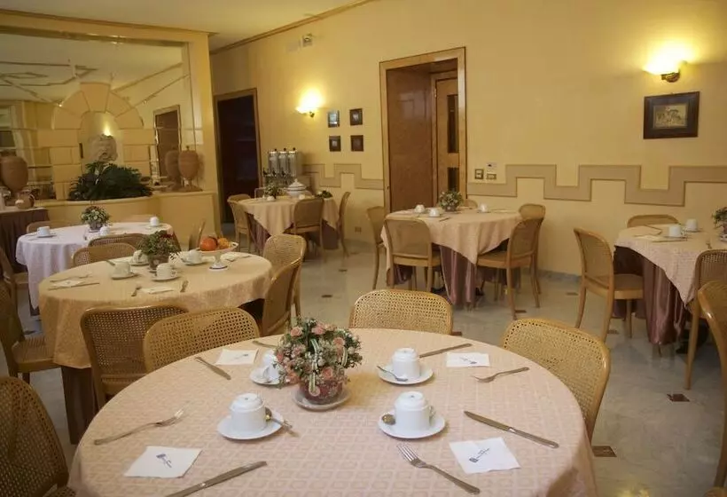 هتل Nuovo Rebecchino