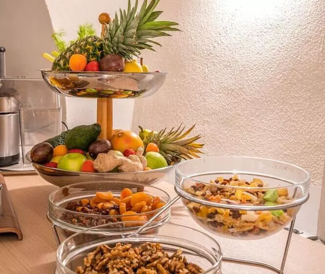 Отель Portici  Romantik & Wellness