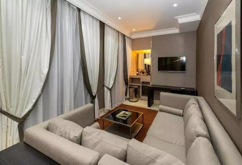 فندق Radisson Blu Ghr , Rome