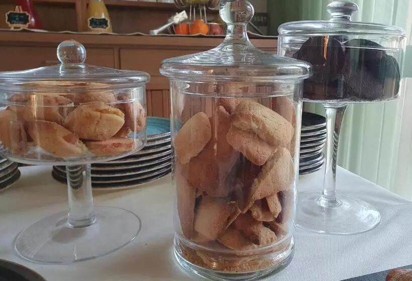 ホテル Ristorante Tre Stelle