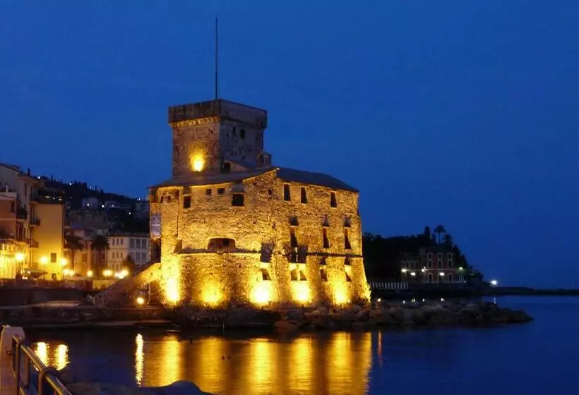 בית מלון כפרי Riviera