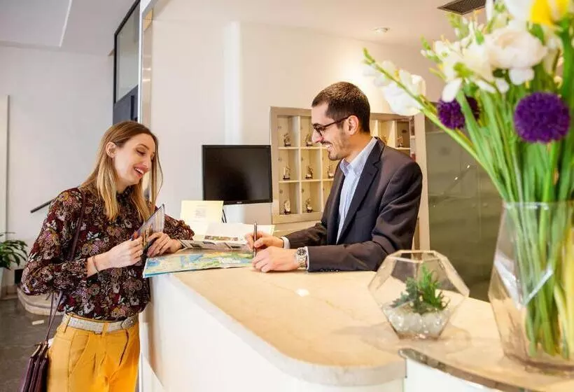 בית מלון כפרי Riviera