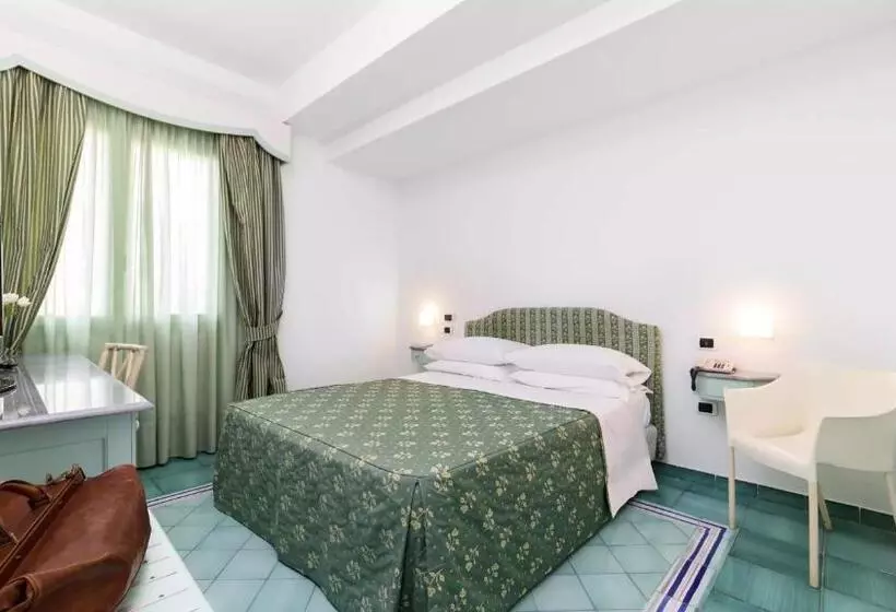 ホテル Santa Caterina