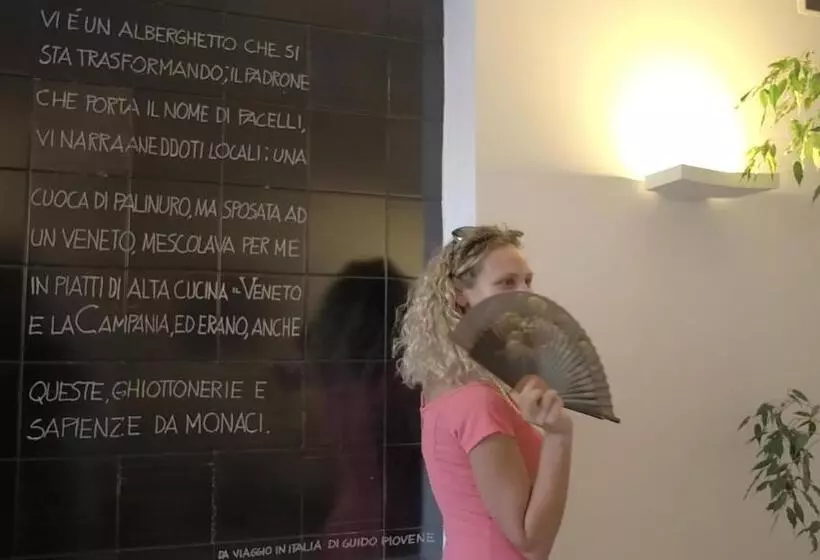 ホテル Santa Caterina