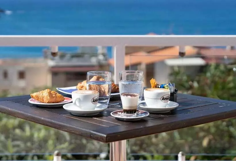 ホテル Santa Caterina