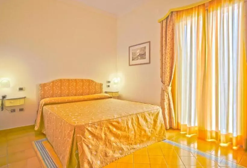 ホテル Santa Caterina