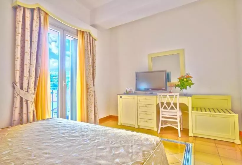 ホテル Santa Caterina