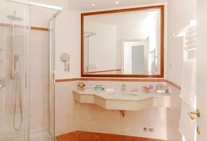 Отель Villa Domizia