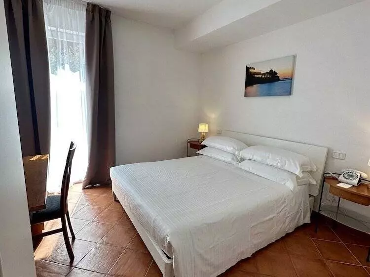 Отель Villa Domizia