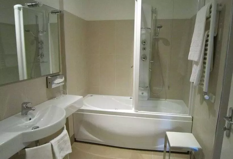 Отель Albergo Accademia