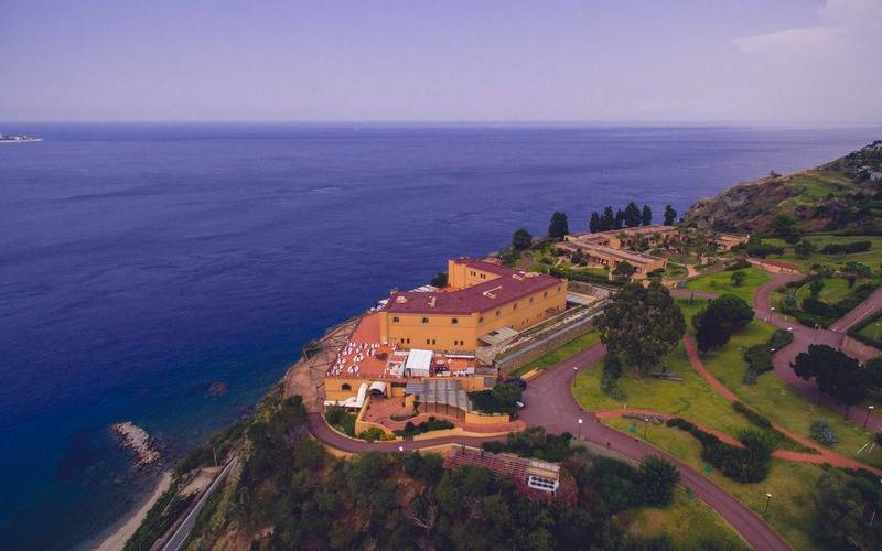 فندق Reggio Calabria Altafiumara Resort & Spa