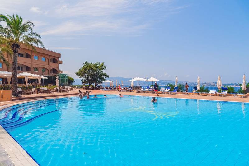 فندق Reggio Calabria Altafiumara Resort & Spa