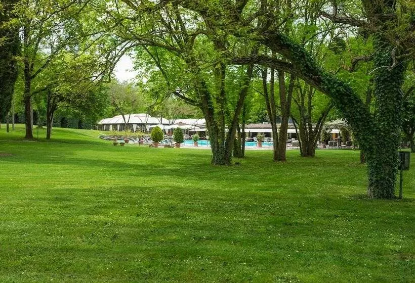 Отель Borgo San Luigi