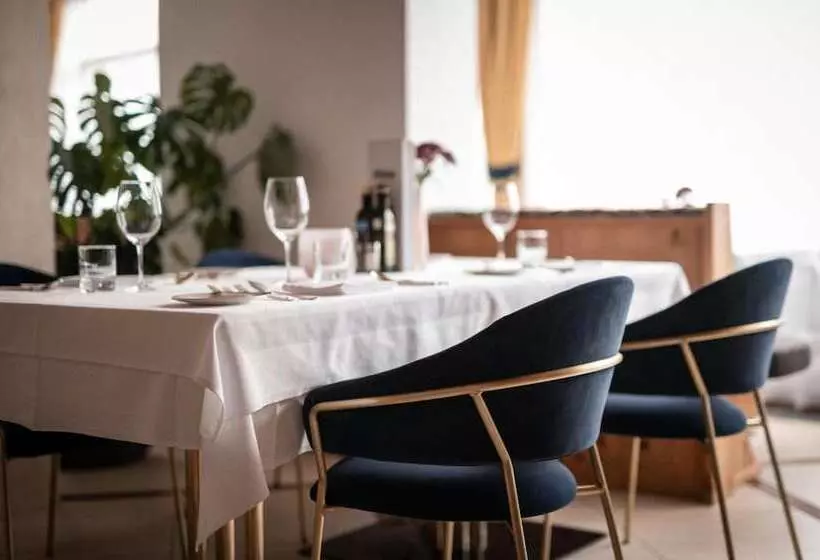 Отель Cristallo