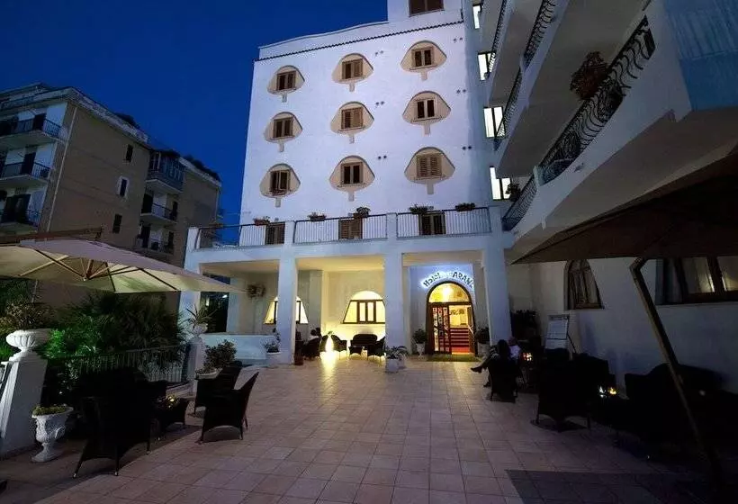 בית מלון כפרי Degli Aranci