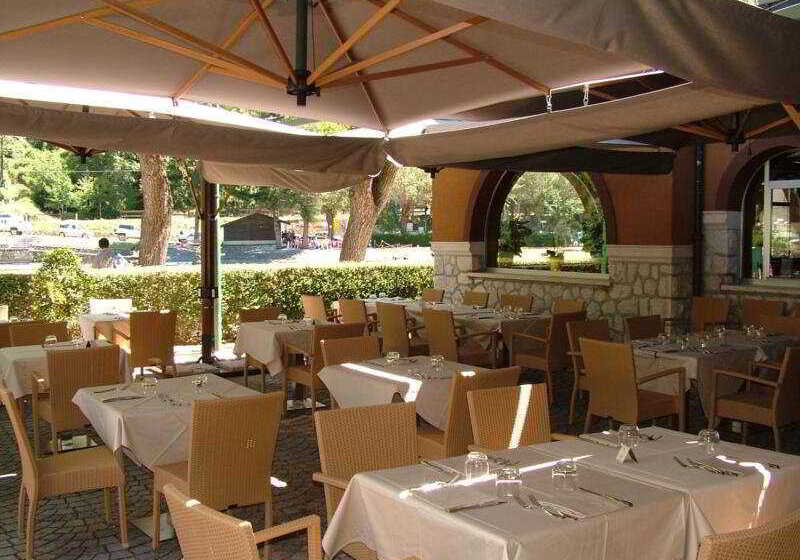 فندق Garni Del Lago