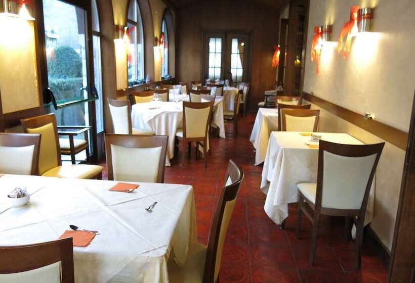 فندق Garni Del Lago