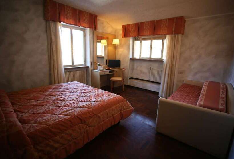 فندق Garni Del Lago