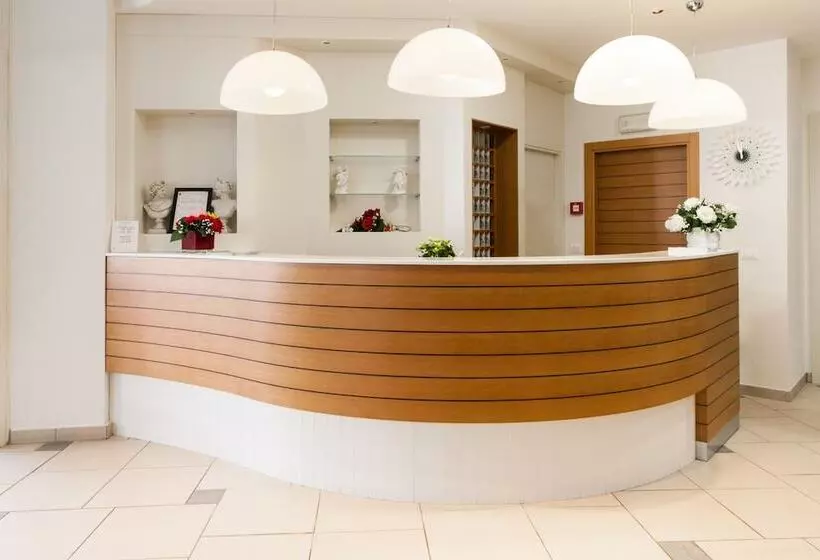 Отель Diplomatic