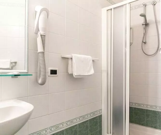 Отель Diplomatic