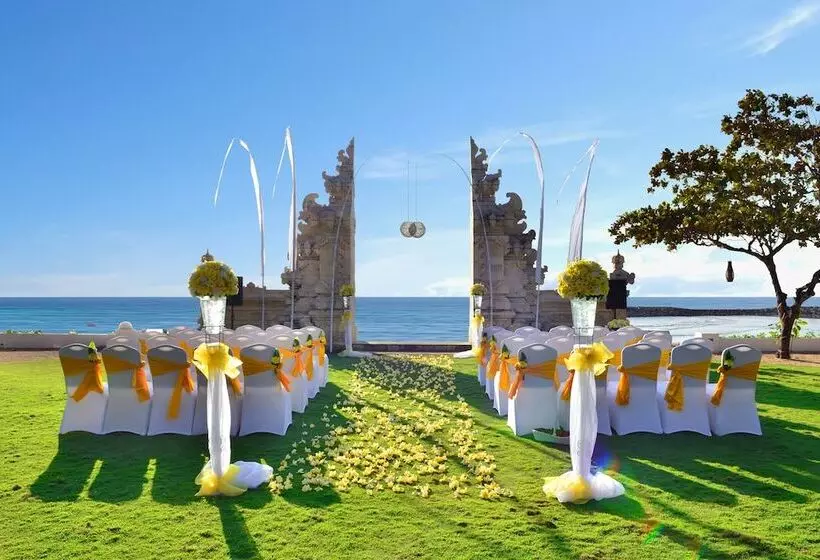 هتل Discovery Kartika Plaza