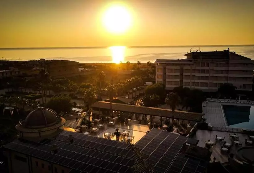 Grand Hotel President