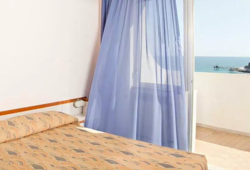 Отель Meridiano