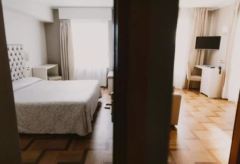 בית מלון כפרי Metropole