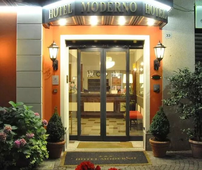 酒店 Moderno