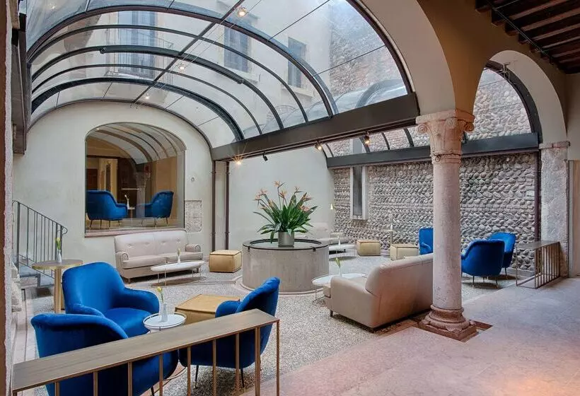 هتل NH Collection Palazzo Verona